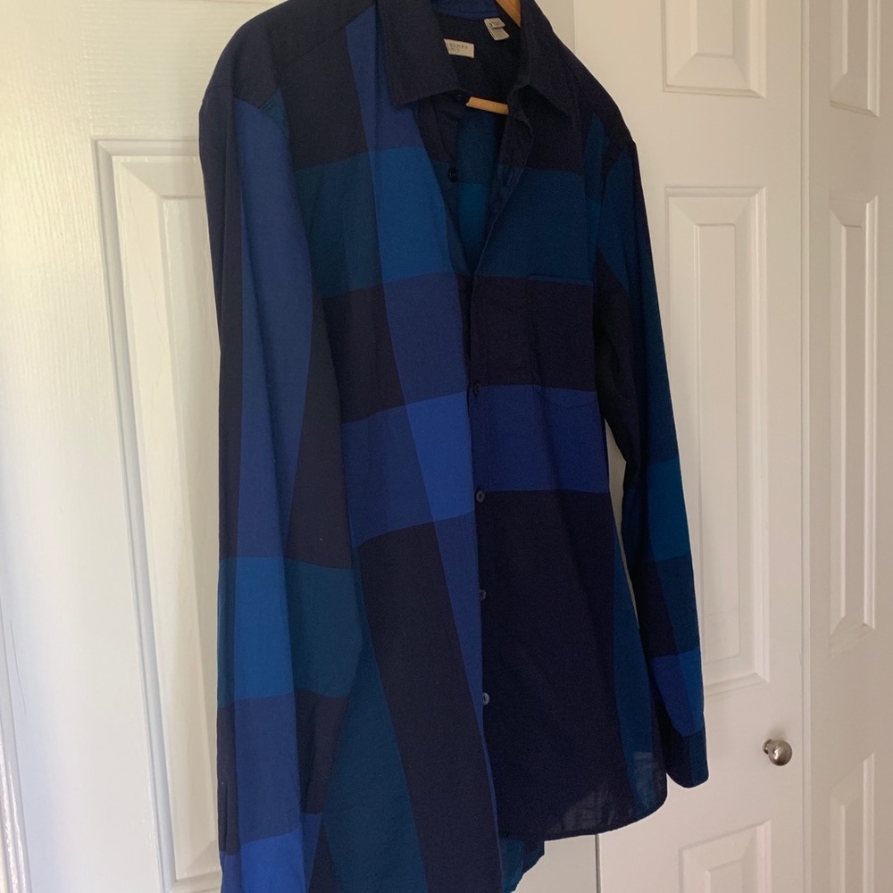 🚫❌SOLD ❌🚫Authentic Men’s Burberry Shirt